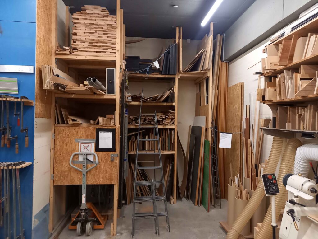 Wood storage for free use by members